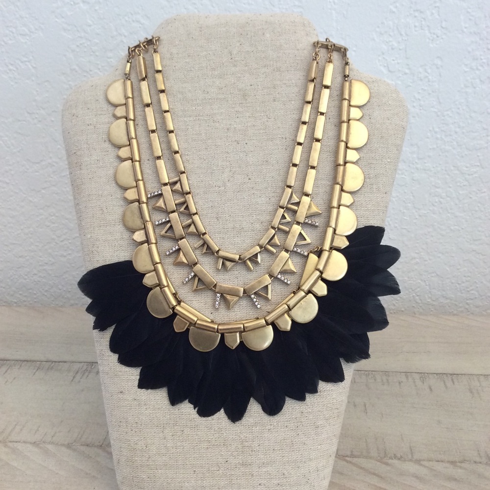 Stella and Dot Plume Necklace